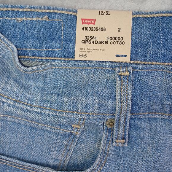 Levi's Denim Shorts Women's Size 12 Mom High Rise 4" Midi Blue Jean W31 Stretch - Picture 3 of 11